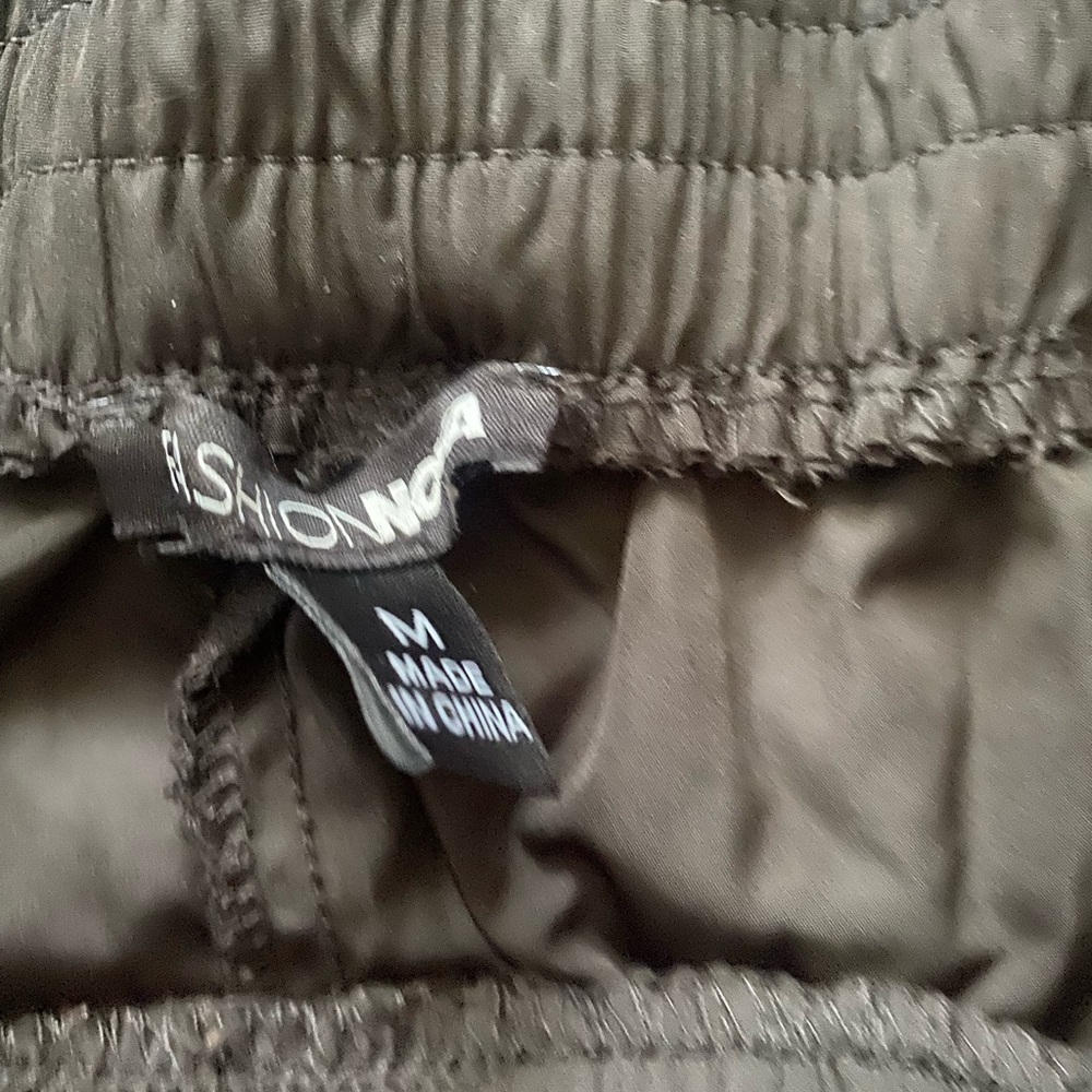 Joggers - Picture 3 of 3